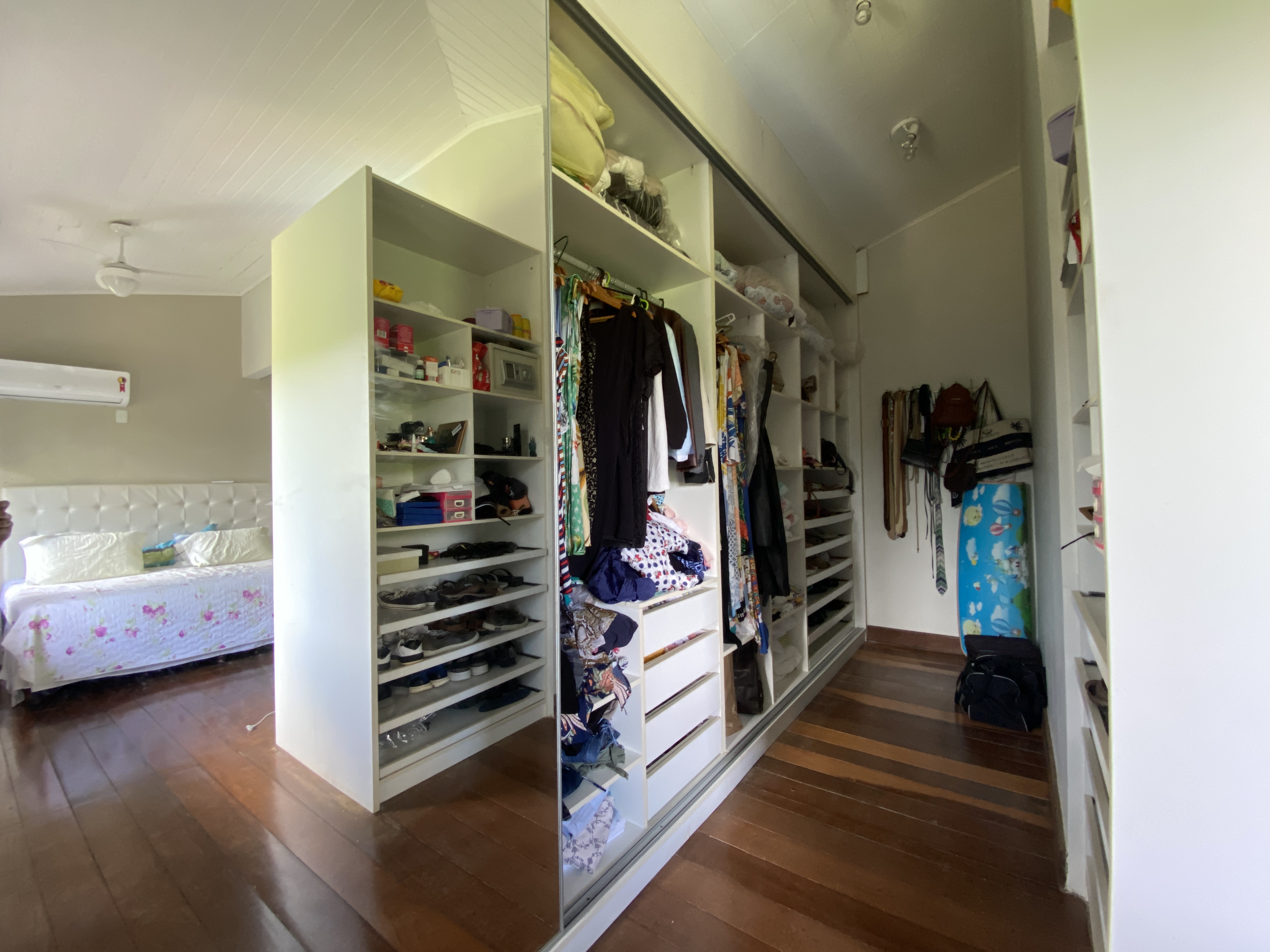 9 Casa Encontro das Águas - Closet Suíte Master